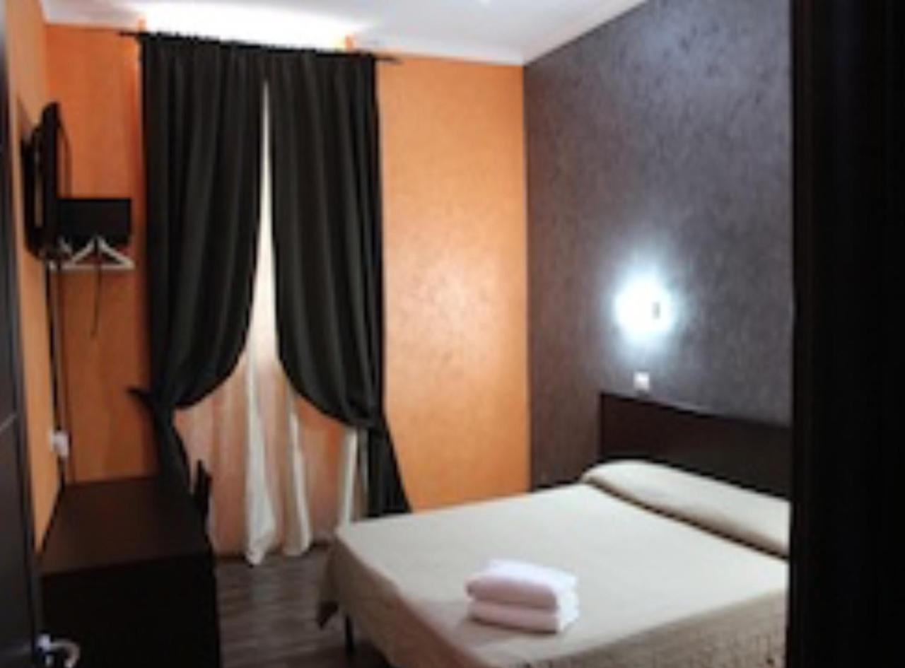 Caput Mundi Hotel Rome Exterior photo